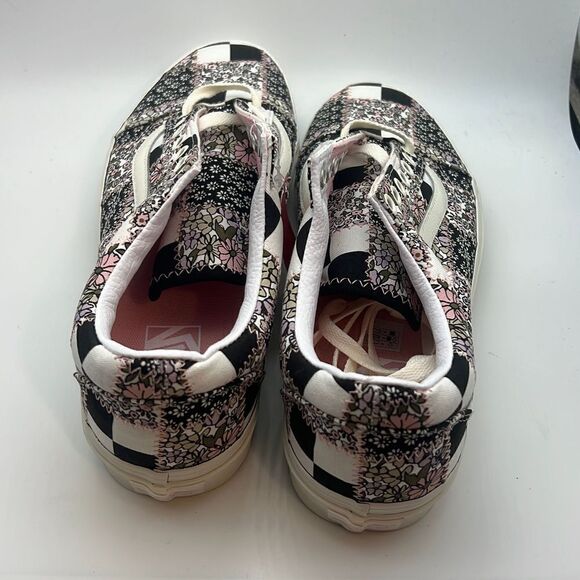 Vans Old Skool‎ Patchwork Floral Black & White Skate Shoes- NWT- men size 9 - Picture 3 of 7